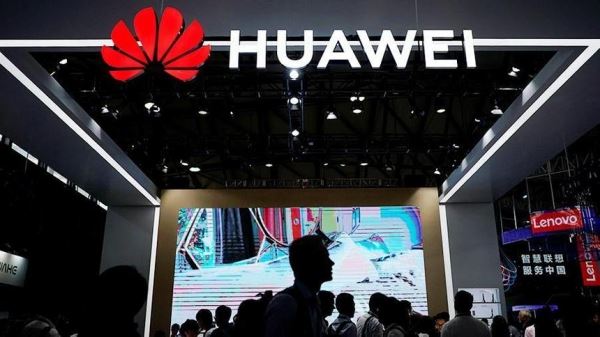 Huawei теряет лидерские позиции в России